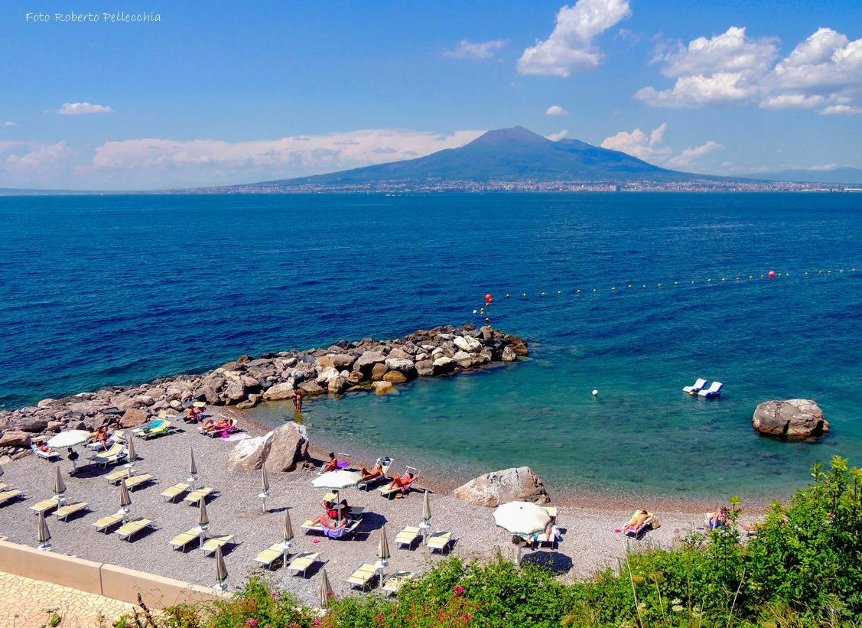 Holiday House Corso 118 Castellammare di Stabia Zewnętrze zdjęcie